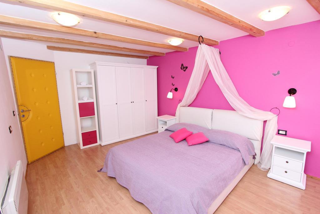 Apartment Midea Rovinj Exterior photo