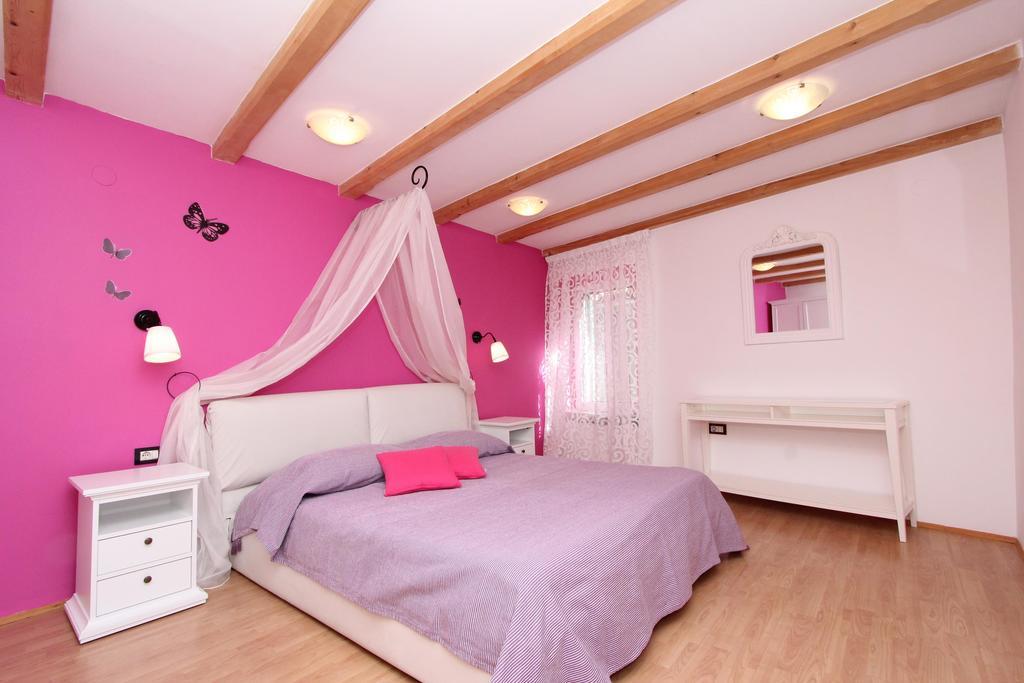 Apartment Midea Rovinj Exterior photo